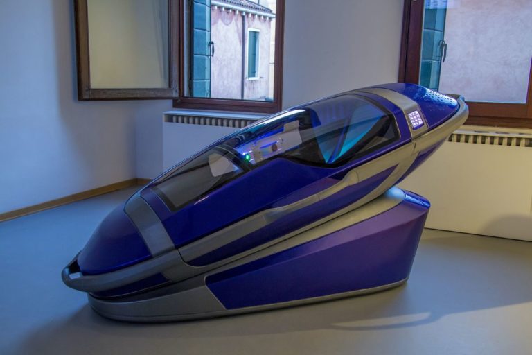 A New Teleportation Pod Makes Assisted Death Painless and Euphoric